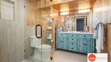 House | Bathroom