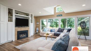 House | 4 bedrooms, Internet