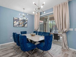 8 habitaciones