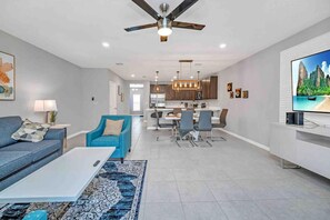 House | 3 bedrooms - Super Boho Chic Stylish Blend Near Disney (Kissimmee)