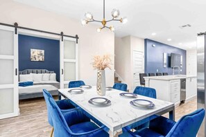 House | 10 bedrooms - Super Epic- Sleeps 32 TWO Separate Townhomes (Kissimmee)