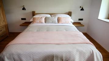 House | 5 bedrooms, Internet