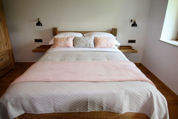 House | 5 bedrooms, Internet