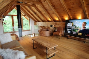 House | 5 bedrooms, Internet