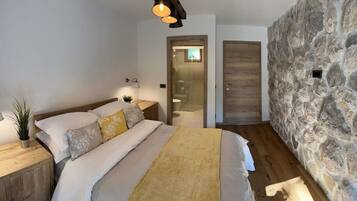 House | 5 bedrooms, Internet