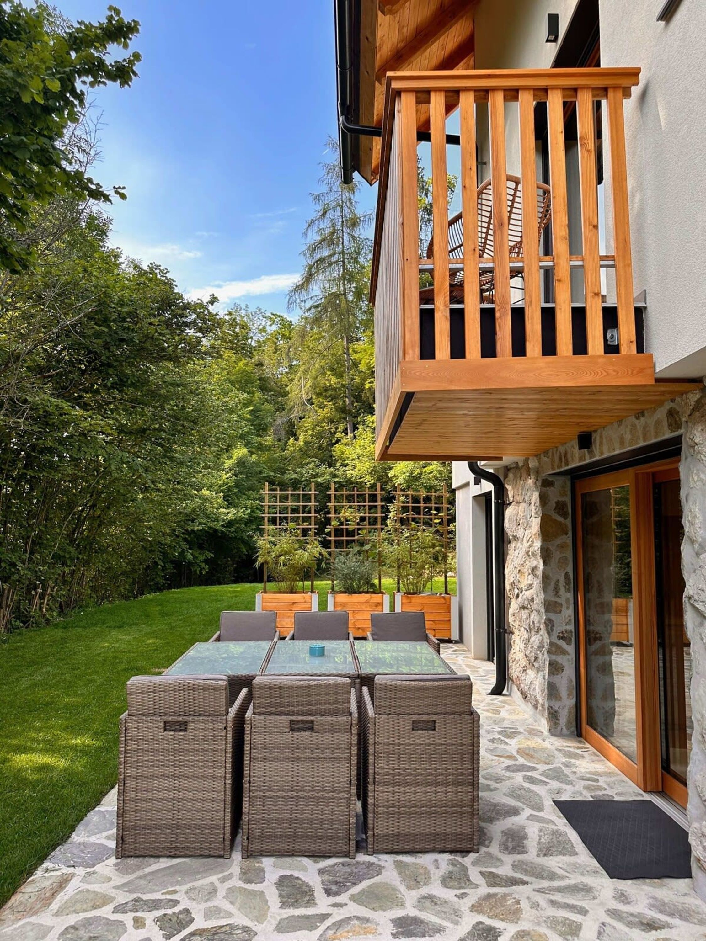 House | 5 bilik tidur, meja, Internet 