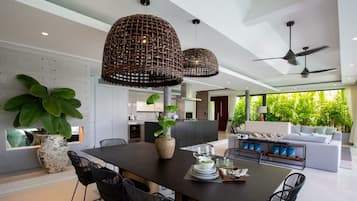 Villa | 3 bedrooms, Internet