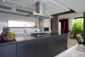 Villa | 3 bedrooms, Internet - Muscat 3-bedroom Villa With Beach Access (Koh Samui)