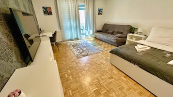 Apartment | 2 bedrooms, Internet