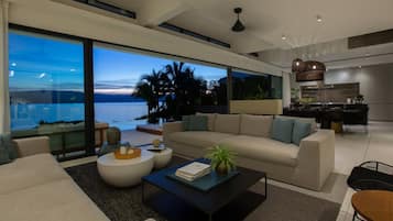 Villa, Smoking | 4 bedrooms, Internet