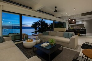 Villa, Smoking | 4 bedrooms, Internet