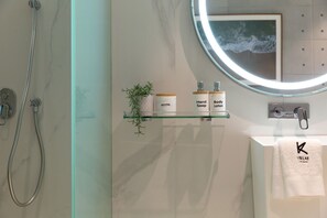4 bedrooms, Internet - Solaris 3-bedroom Beachfront Villa in Koh Samui (Koh Samui)