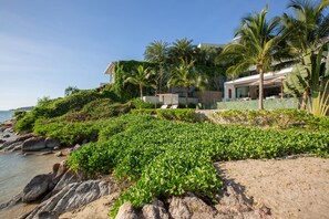 Villa, Smoking | 4 bedrooms, Internet