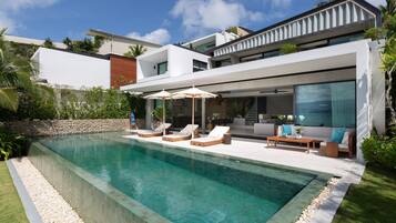 Villa | 4 bedrooms, Internet