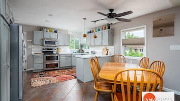 Nhà | 3 phòng ngủ, truy cập Internet tốc độ cao