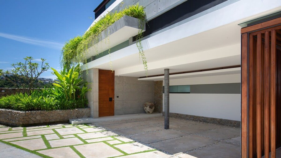 Gamay 3-bedroom Villa With Beach Access