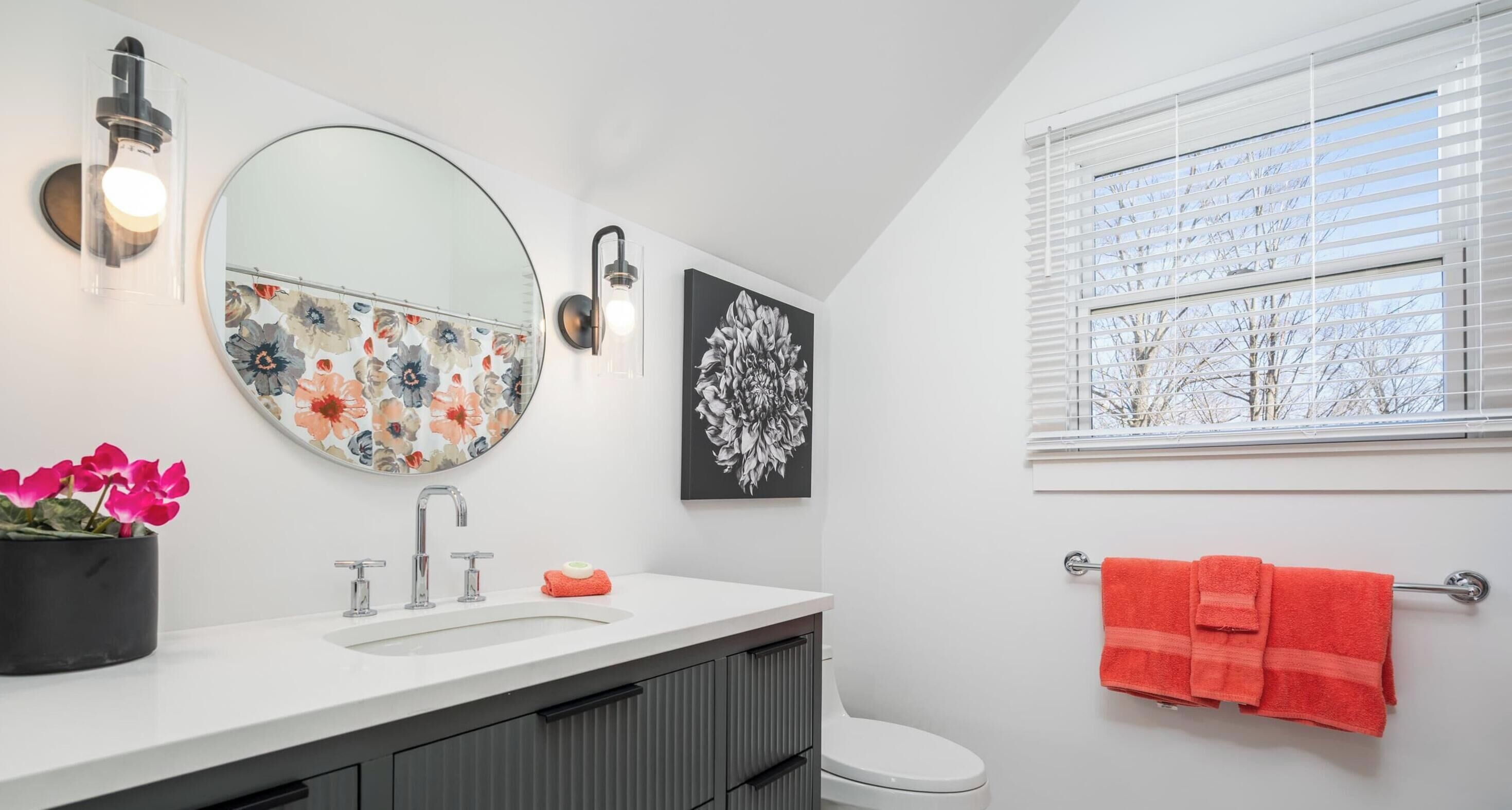 House | Bathroom