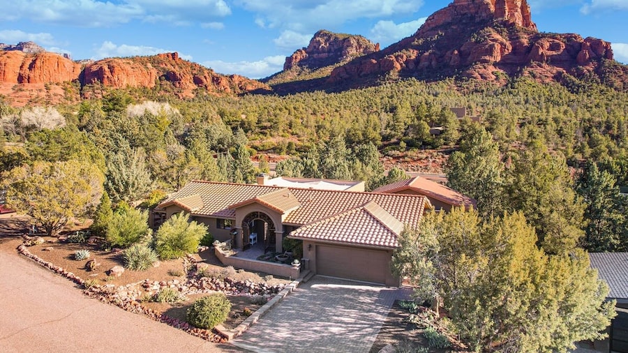 Mammoth Rock Retreat-villa Amazing Views-sleeps 4