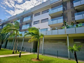 Apartamento | 3 dormitorios y Internet