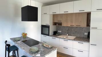 Apartment | 2 bedrooms, Internet