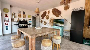 Villa | 5 dormitorios y Internet