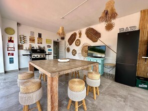 Villa | 5 bedrooms, Internet