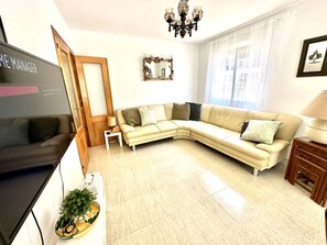 アパートメント | 3 室のベッドルーム、インターネットアクセス