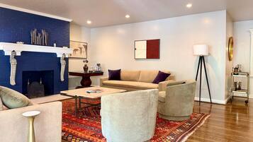 Rumah | 2 kamar tidur dan internet