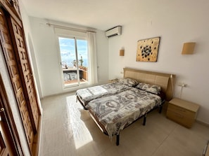 2 bedrooms, Internet - Two Bedroom Apartment With Breath-taking Views (Benitachell)