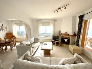Apartment | 2 bedrooms, Internet