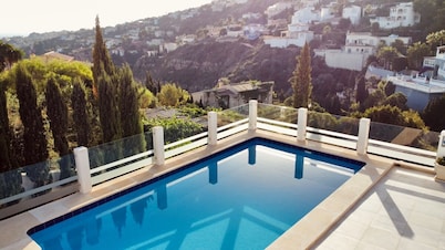 Incredible Views Villa With Private Pool