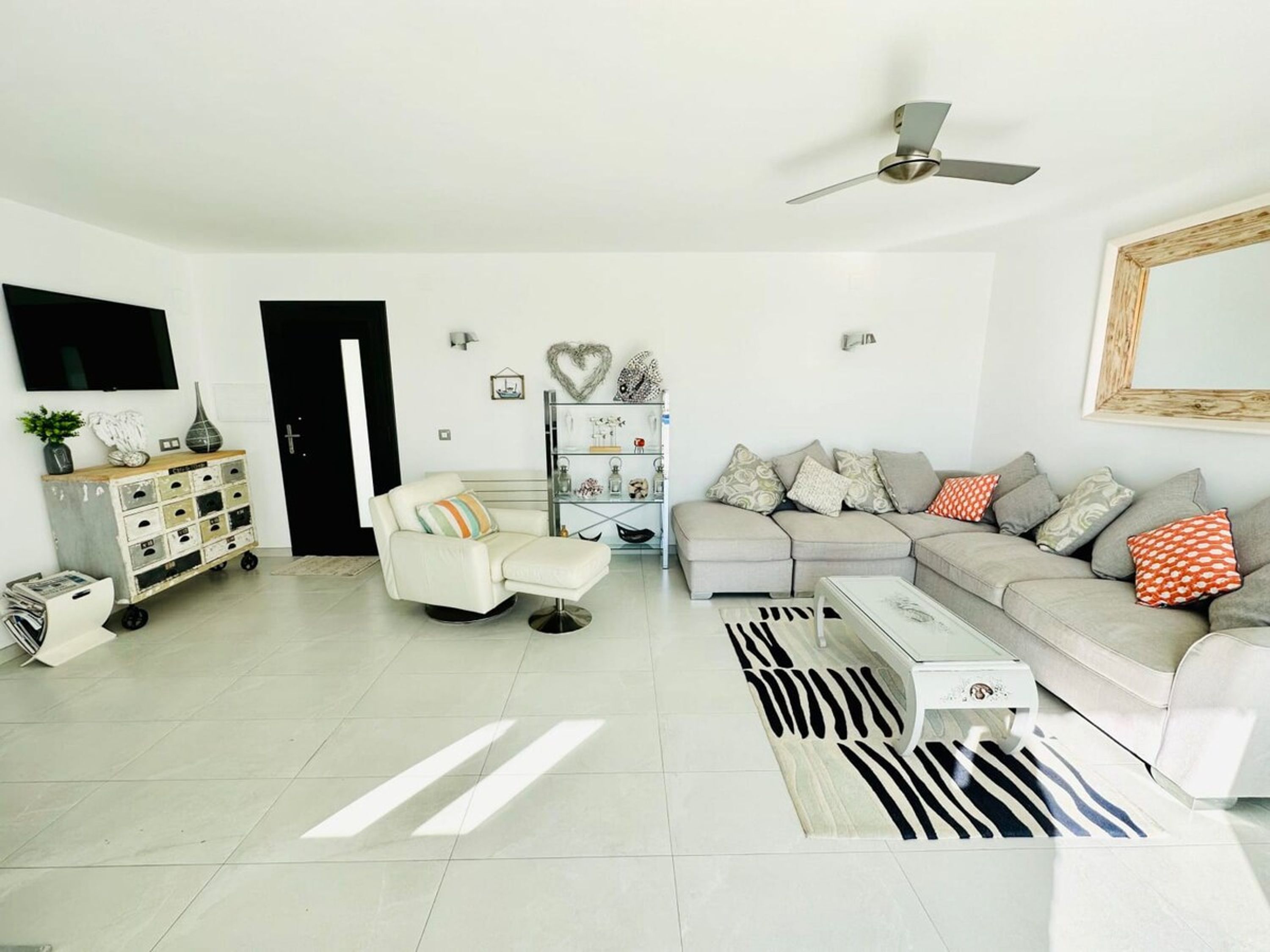 Villa | 4 bedrooms, Internet