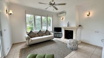 House | 3 bedrooms, Internet
