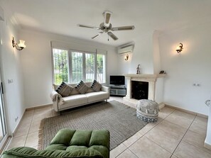 Villa | 3 bedrooms, Internet - Casa Maria Three Bedroom Villa in Javea (Javea)