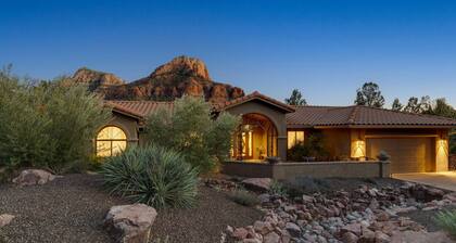 Mammoth Rock Splendor-close to Town Huge Spa Game Room