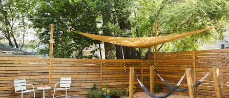 1 habitación y acceso a internet