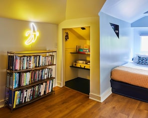 House | 1 bedroom, Internet - Apt3 Charles - Modern Fun Sun-filled Loft (Birmingham)