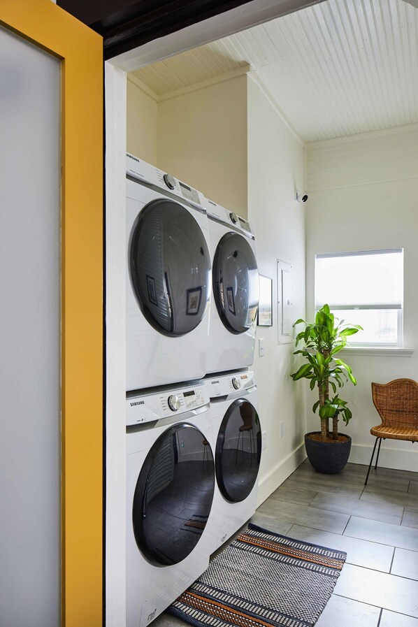 1 bedroom, Internet