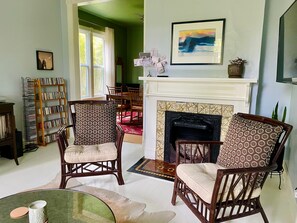 Apartment | 1 bedroom, Internet - Downstairs Thevictorian Downtown and Dog-friendly (Bellingham)