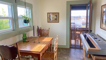 House | 2 bedrooms, Internet