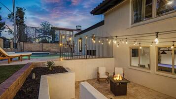 House | 7 bedrooms, Internet