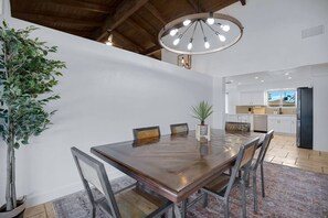 House | Dining room - Huge Golf Course Home-free Heated Pool Theatre Gym (Tempe)