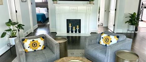 3 bedrooms, Internet