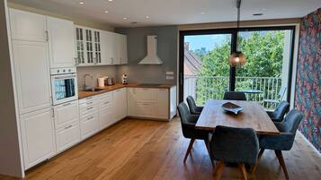 Apartment | 2 bedrooms, Internet