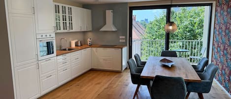 2 bedrooms, Internet