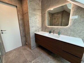 Apartment | 2 bedrooms, Internet