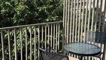 Apartment | 2 bedrooms, Internet