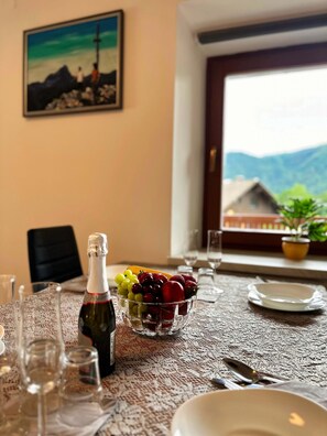 公寓 | 1 多间卧室、高速上网