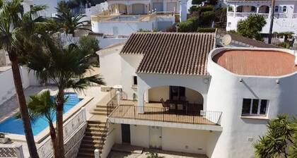 Three Bedroom Villa With Private Pool in Moraira