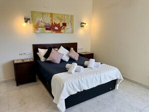 3 bedrooms, Internet - Three Bedroom Villa With Private Pool in Moraira (Teulada)